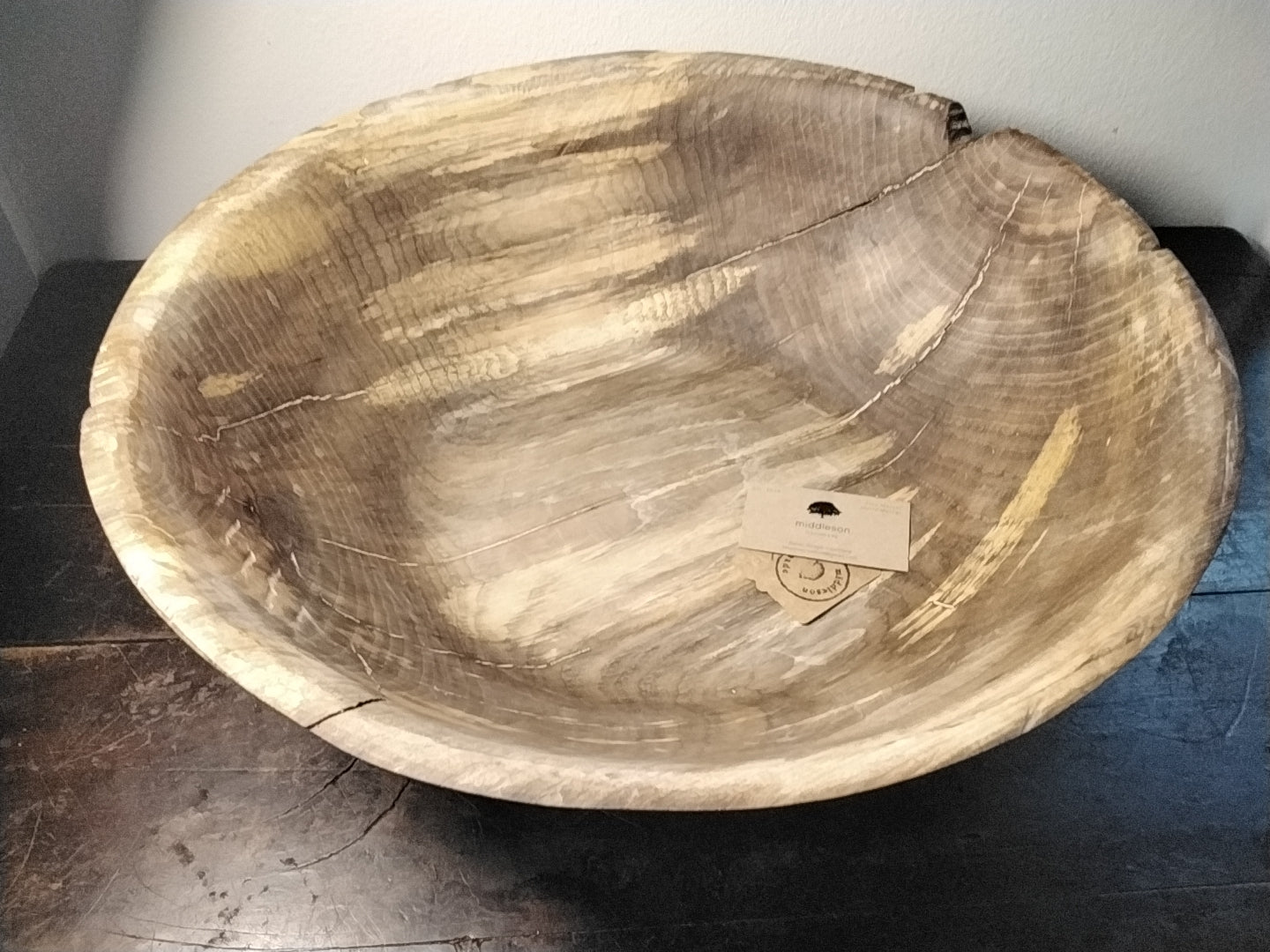 Elm centerpiece