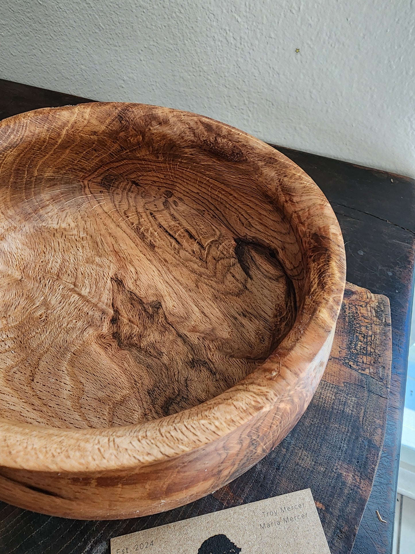 Oak rounded bowl