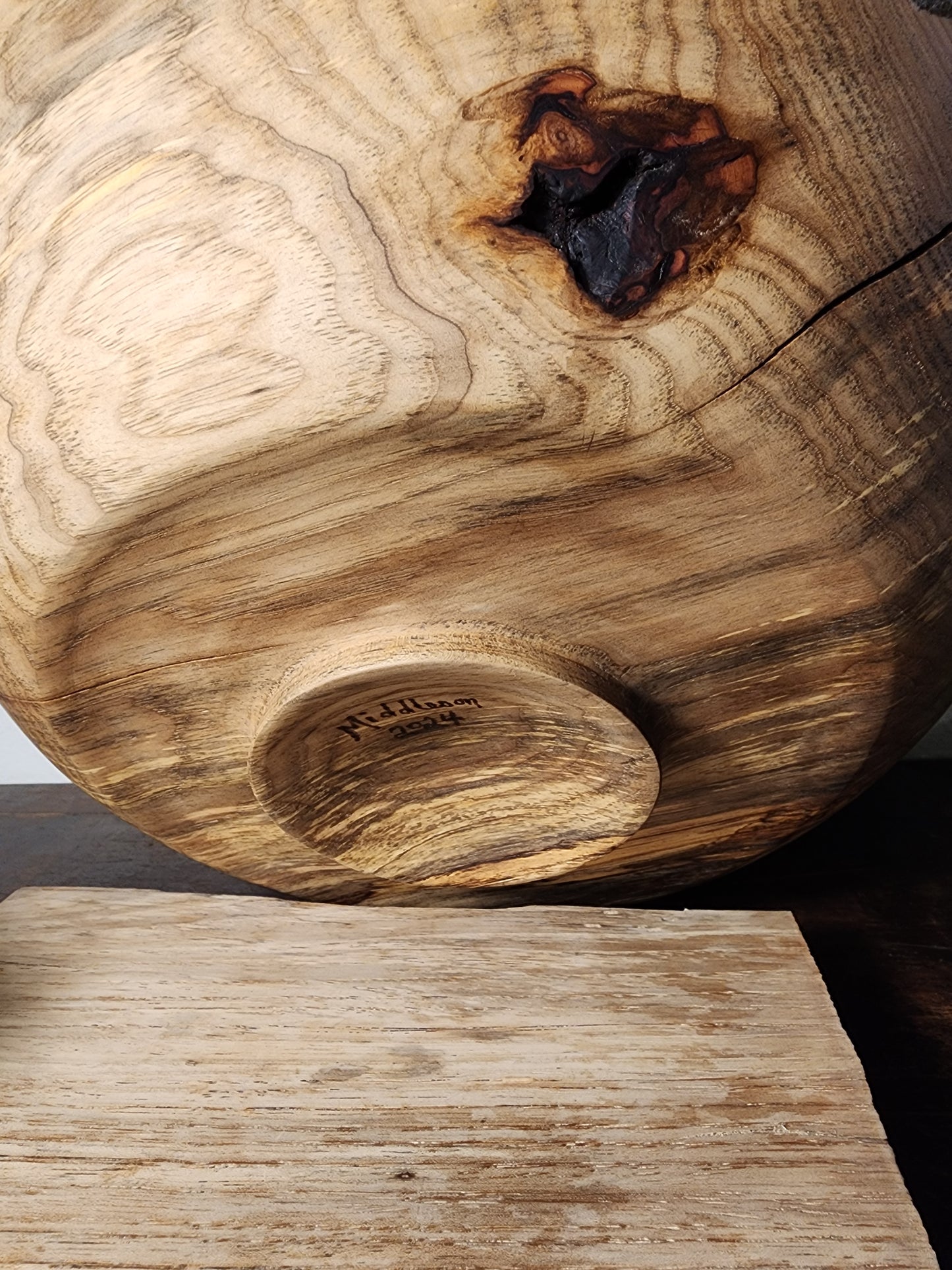 Kenilworth Elm Centerpiece